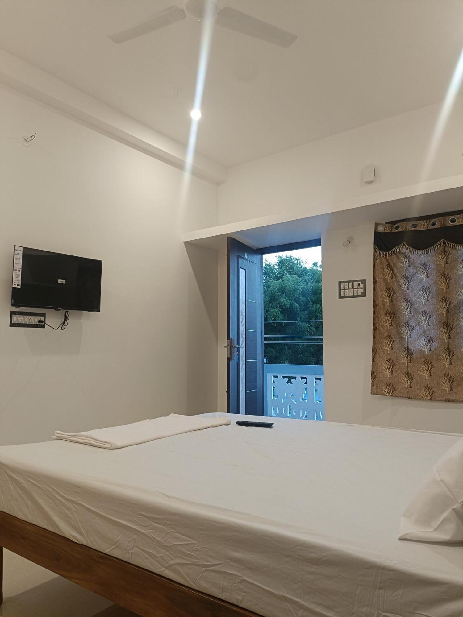 La Starlight Stay Puducherry Exterior foto
